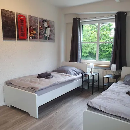Beautiful Spacious Near Hamburg *