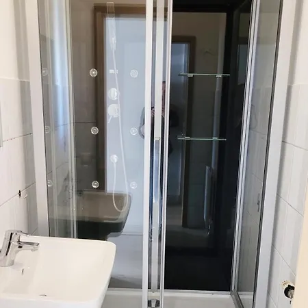 Apartment Beautiful Spacious Near Hamburg