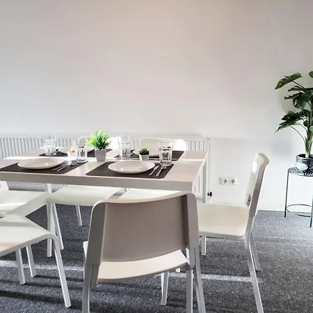 Apartment Beautiful Spacious Near Hamburg *