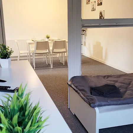 Beautiful Spacious Near Hamburg